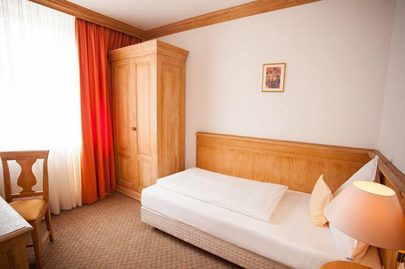 Ravensberger Hof 3*